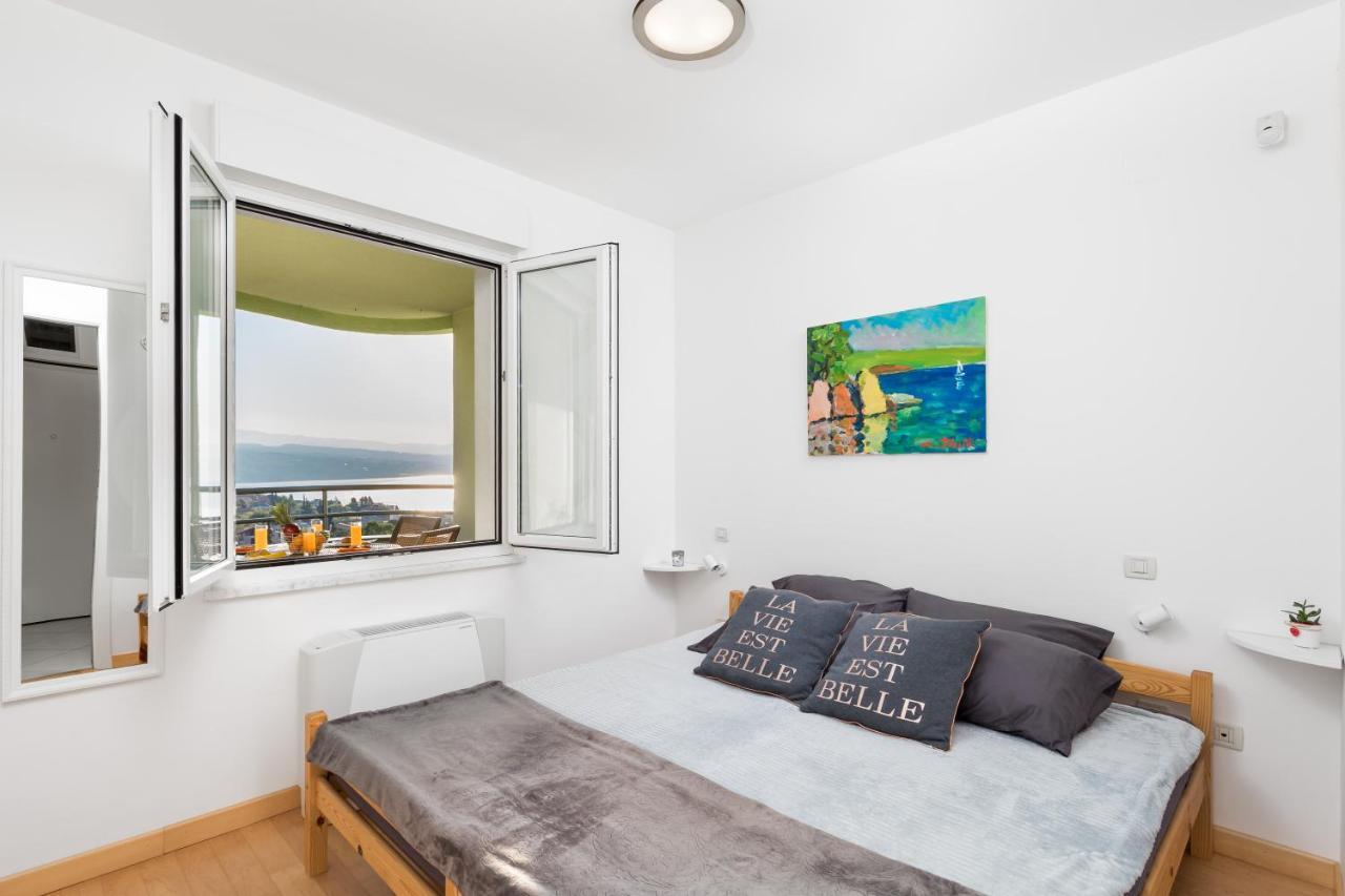 Apartment Maja Opatija With Free Private Parking And Lovely Sea View Terrace Exteriör bild